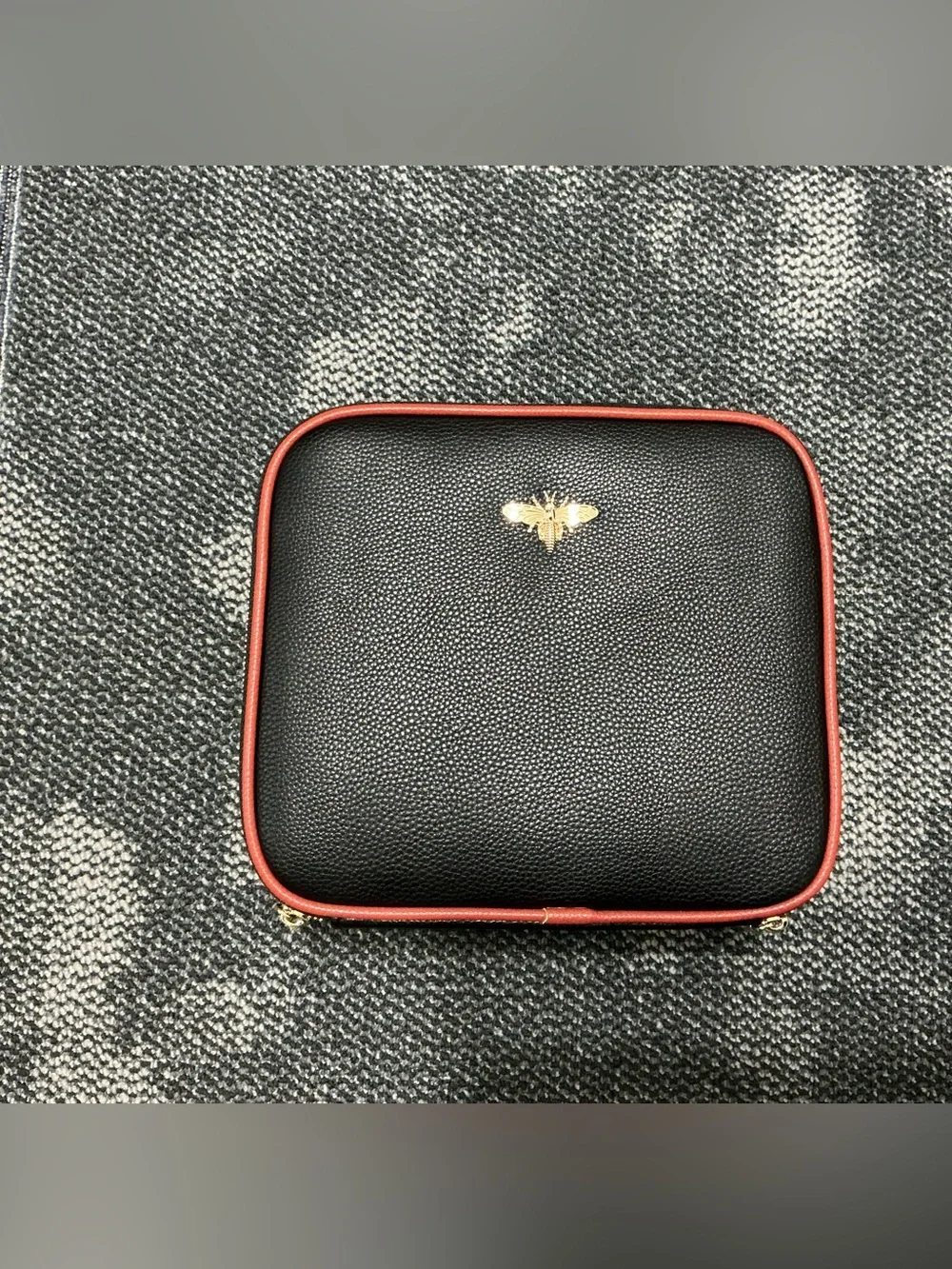 Black Travel Cosmetic a bag with Light Up LED Mirror